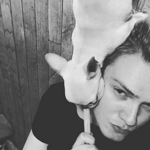 Meet your Posher, Will